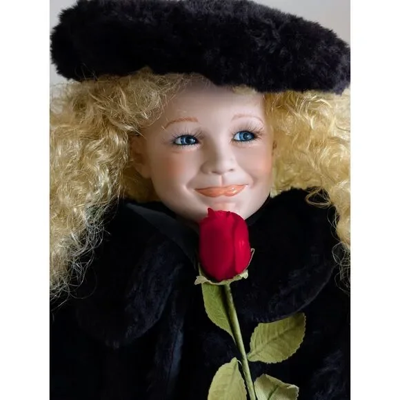 American Beauty#A-111Wimbledon Collection Porcelain Doll LexingtonHall - Picture 5 of 10